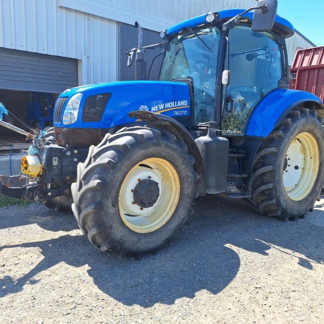 NEW HOLLAND T6070