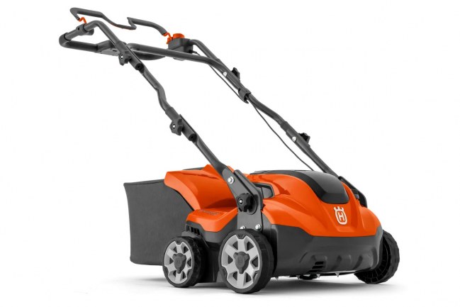 HUSQVARNA S 138i with battery and charger