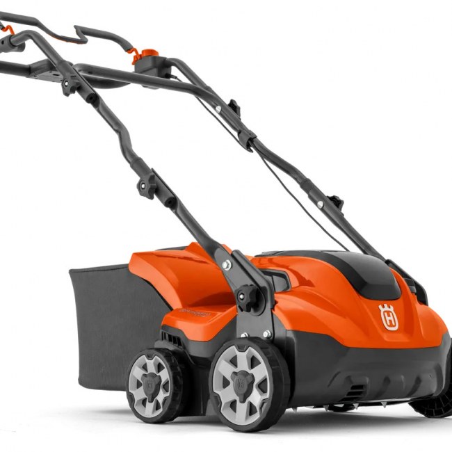 HUSQVARNA S 138i with battery and charger