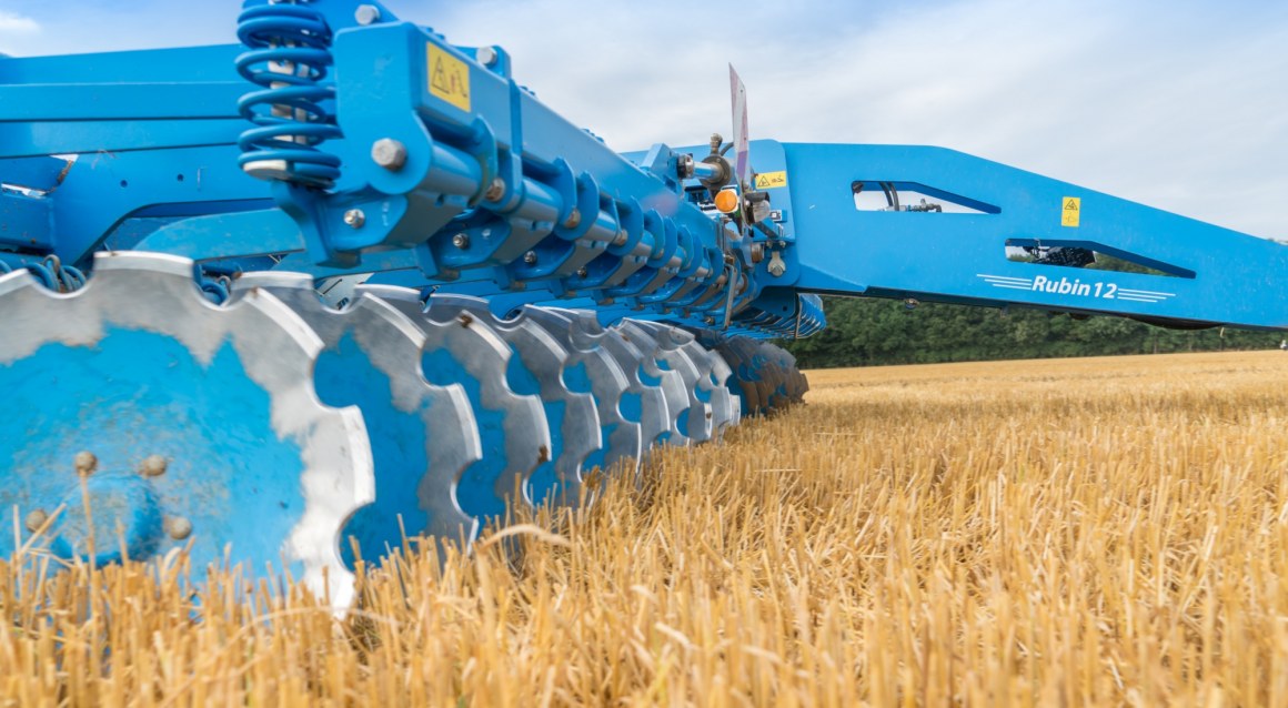 SEEDING & TILLAGE EQUIPMENT