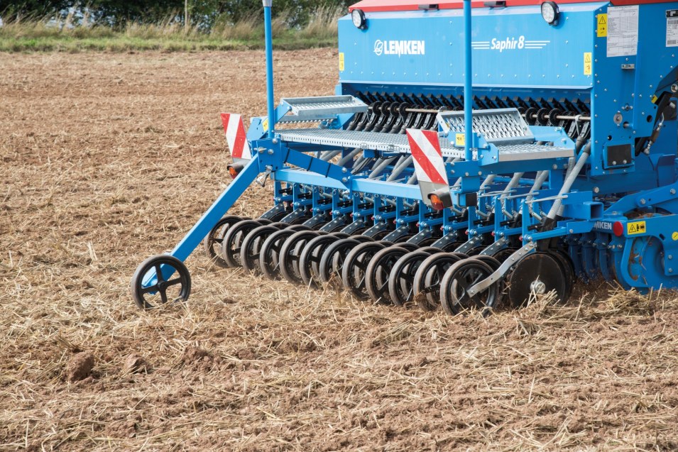 SAPHIR 8 SEED DRILL
