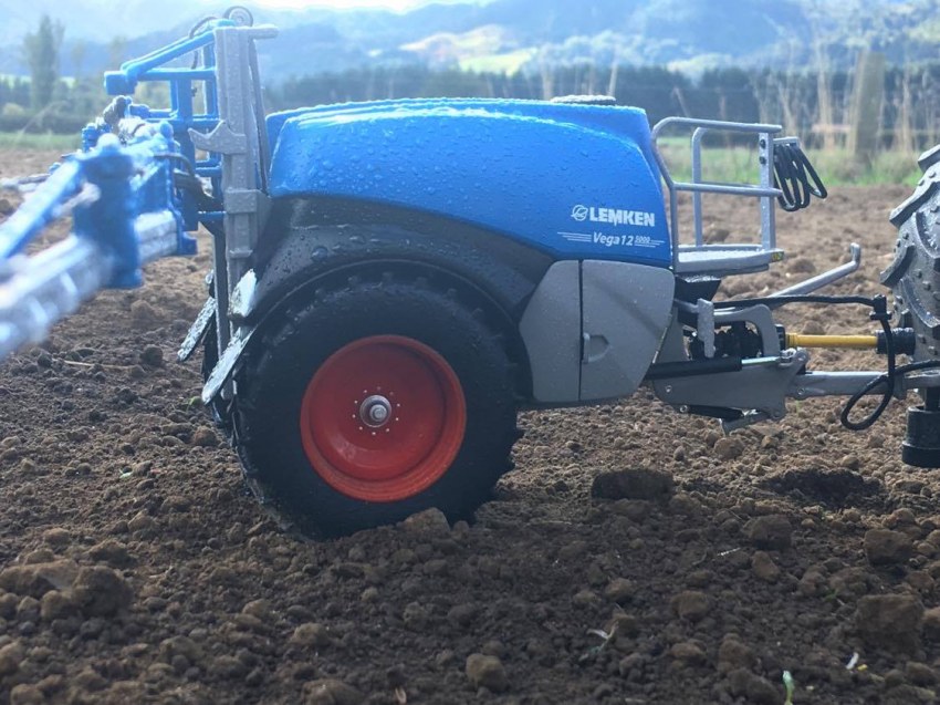 LEMKEN VEGA SPRAYER | Products - AG Plus