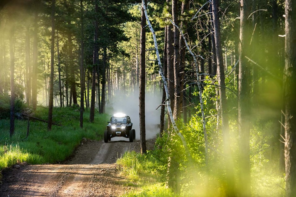 Polaris RZR Pro R Ultimate EPS