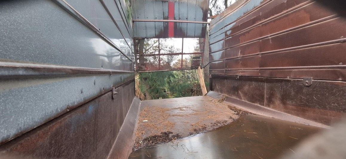 SILAGE BIN TRAILER