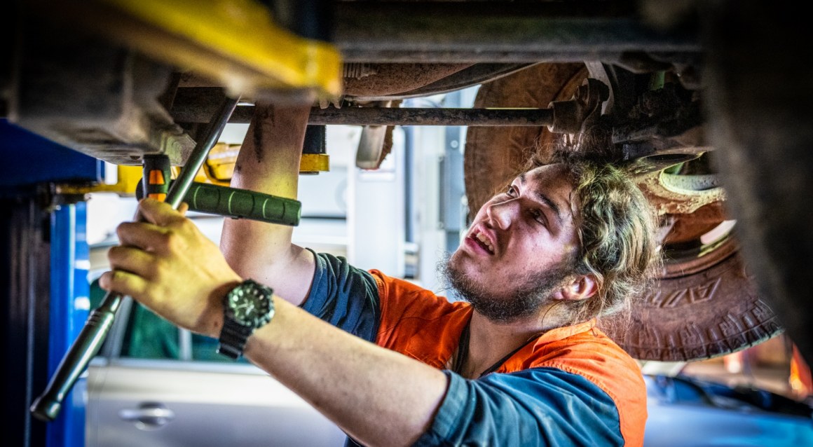 Vehicle service and repairs